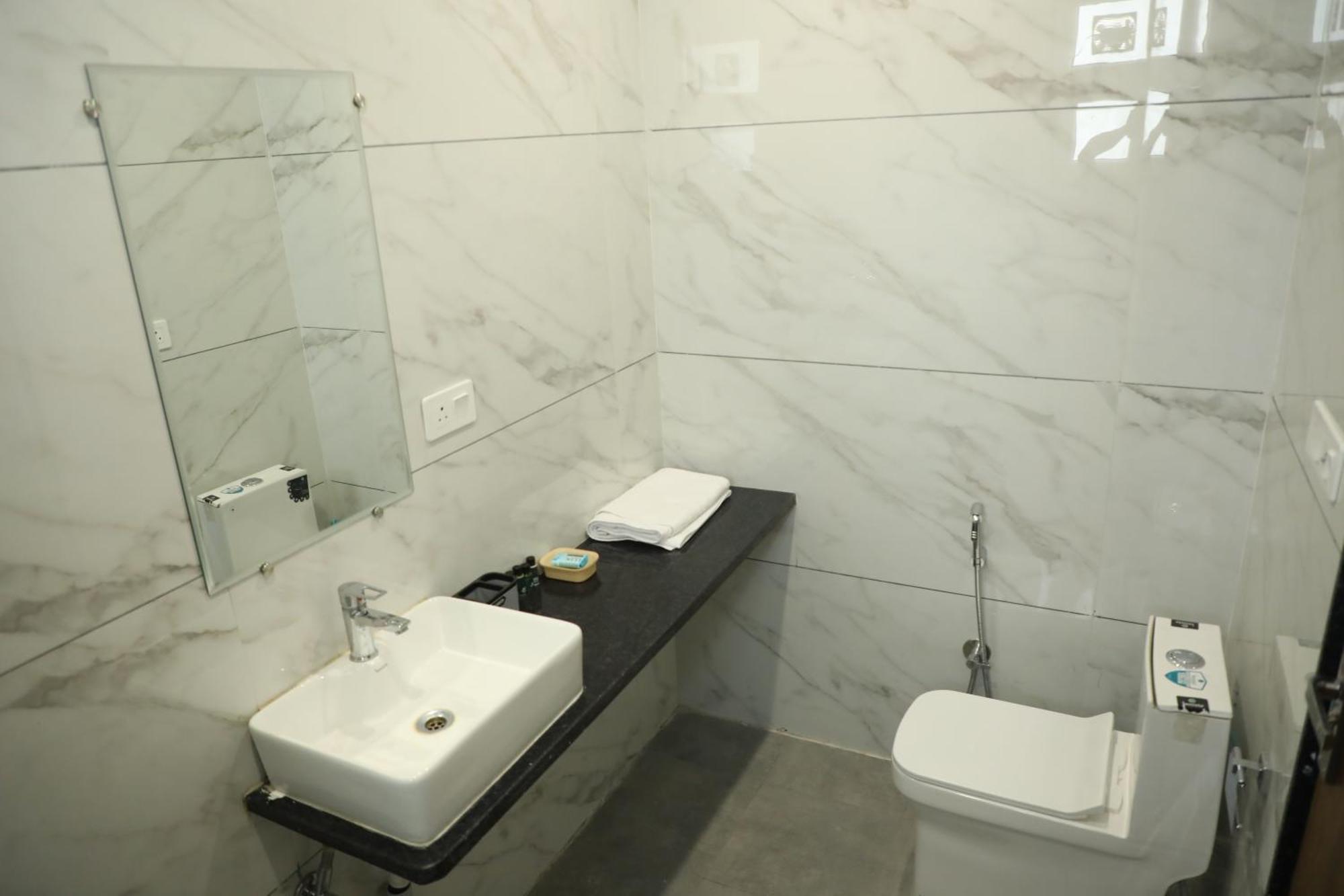 Unio Mystica Apartment Rishikesh Exterior photo